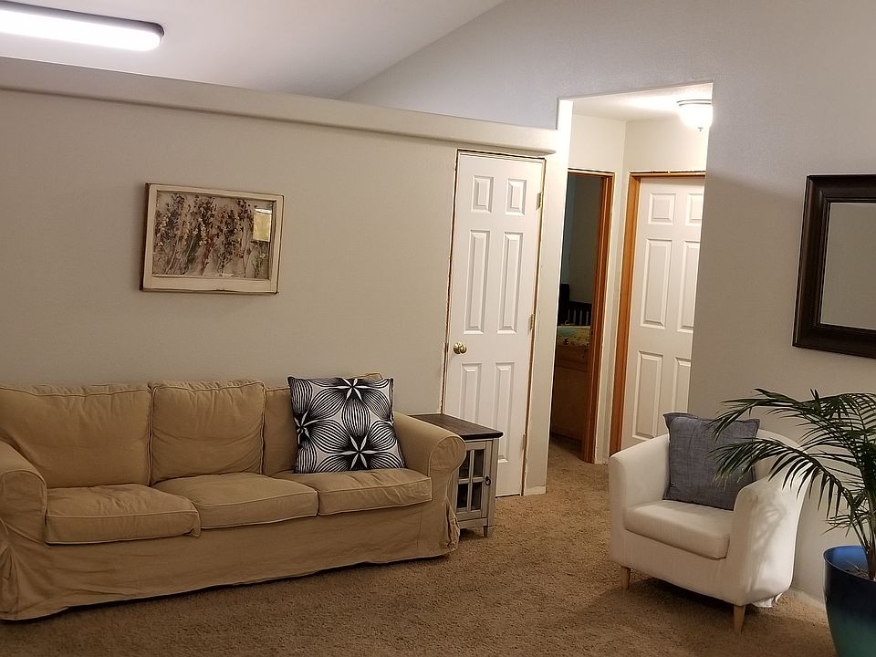 2nd image of 8712 Queensbury Dr