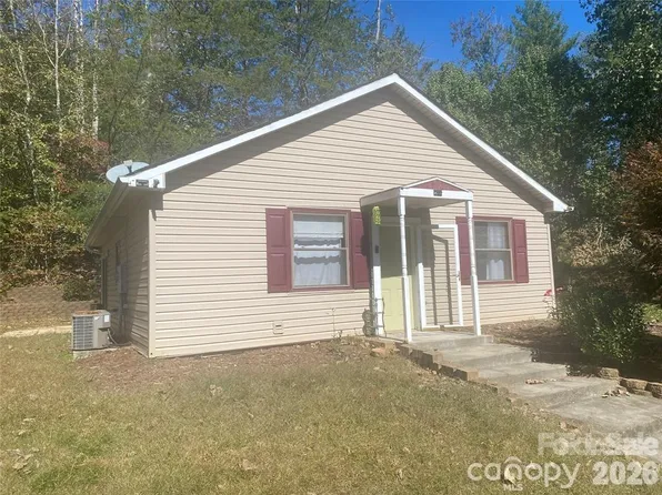 3840 Hide Away Hl, Valdese, NC 28690