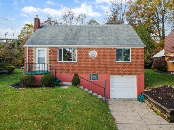 6852 Tunnelview Dr, Pittsburgh, PA 15235