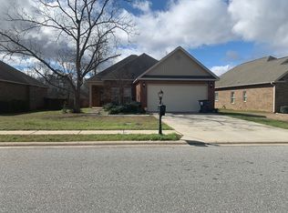 205 Greythorne Dr, Kathleen, GA