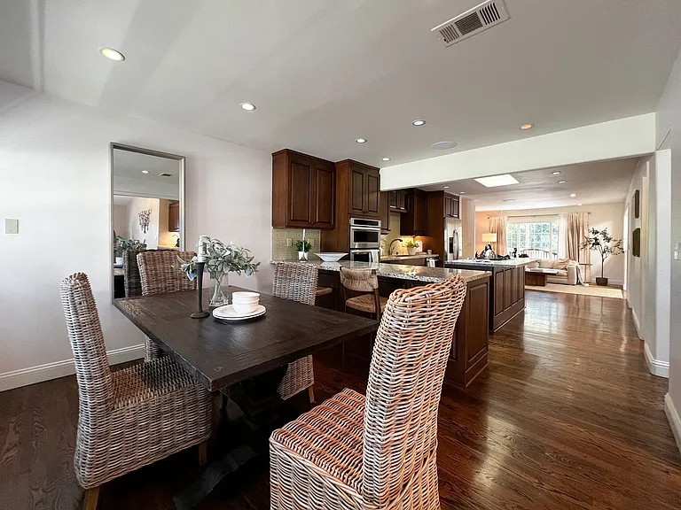 1022 Berry Ln — Photo 19