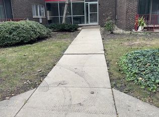 8500 Skokie Blvd APT 2C, Skokie, IL 60077