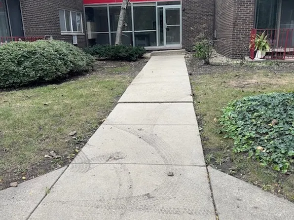 8500 Skokie Blvd APT 2C, Skokie, IL 60077