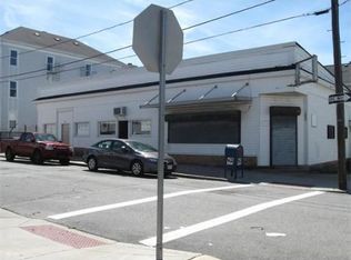 183 Fountain St, Fall River, MA 02721