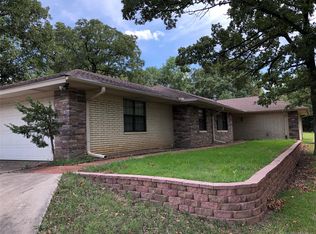 122 Collins Blvd, Ada, OK 74820