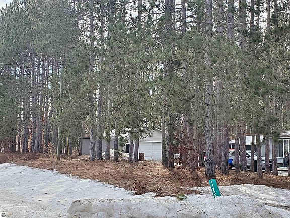 3rd image of 11756 Coster Rd SW