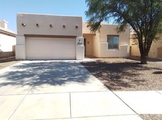 2272 N Avenida Mena, Green Valley, AZ 85614