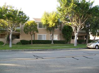 519 19th St #9, Huntington Beach, CA 92648
