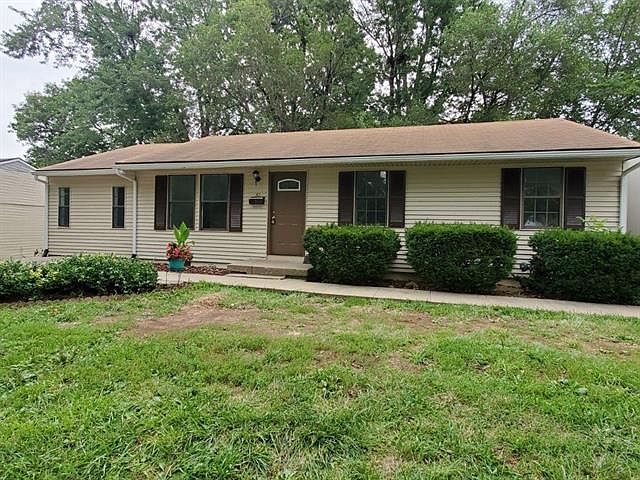 1st image of 311 Lacy Ln