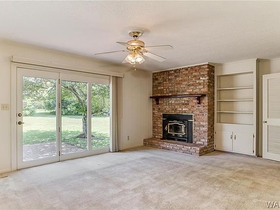 2nd image of 2125 Idlewood Dr