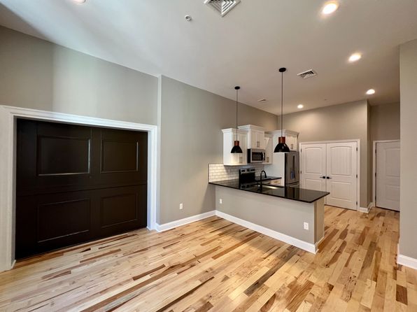 409 Lackawanna Ave SUITE 202