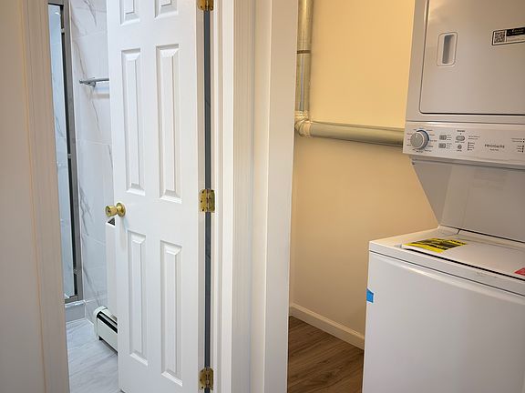 2nd image of 1795 Bedford Ave #1