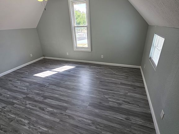 4th image of 103 S Main St #4