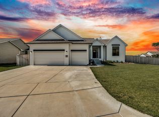 2502 N Bluestone St, Andover, KS 67002