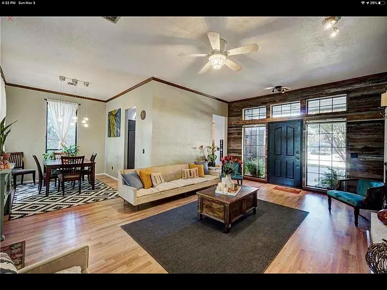 1404 NW 184th St — Photo 5