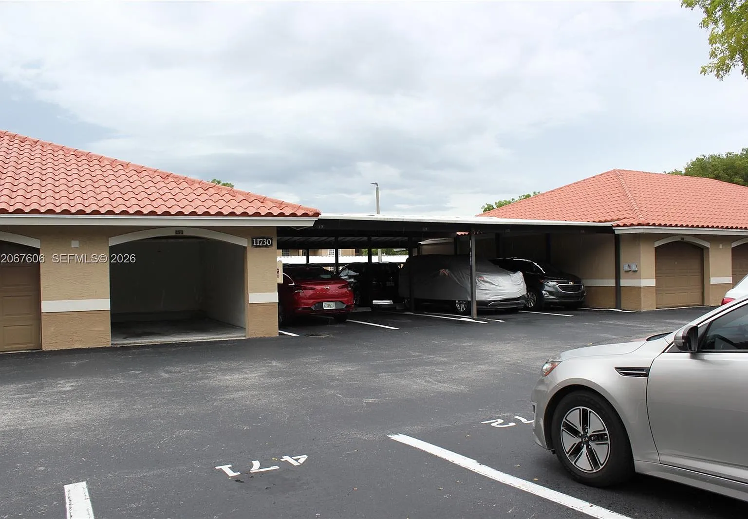 Marquesa Condo Sub Accoun — Photo 4