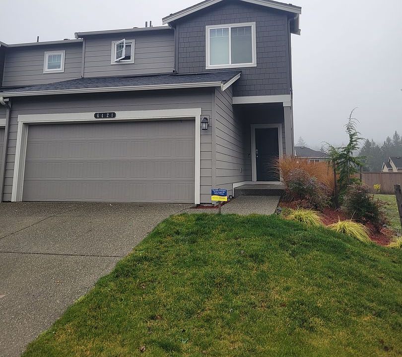 1st image of 6421 Yorktown Pl NE