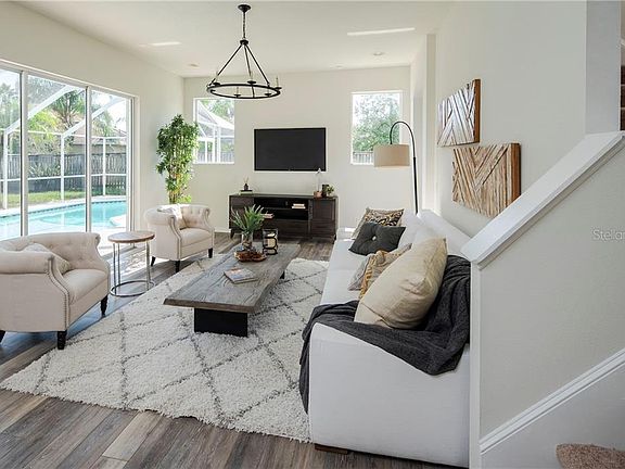 5th image of 10508 Brentford Dr