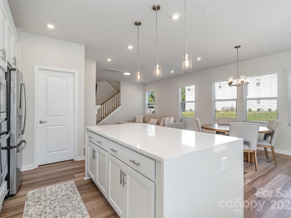 112 Atterberry Aly, Charlotte, NC 28217
