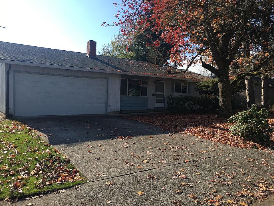 1st image of 2676 NE Grant St