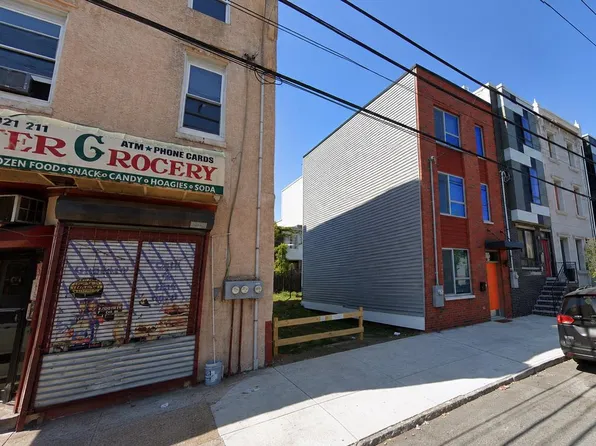 2502 W Master St, Philadelphia, PA 19121