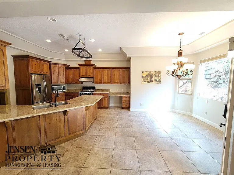 2078 N Gunsight Dr — Photo 23