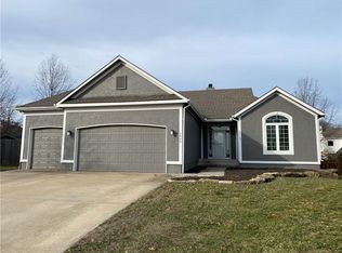 7946 W 155th Ter, Overland Park, KS 66223