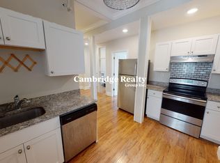 1193 Commonwealth Ave #2T, Allston, MA 02134