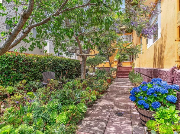 2808 Hillegass Ave #A1, Berkeley, CA 94705