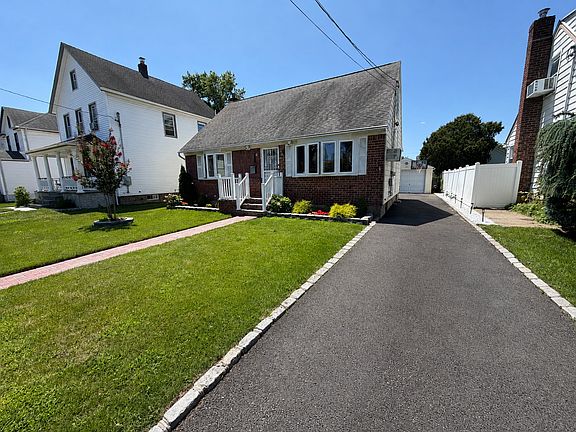 2nd image of 417 Burkhard Ave