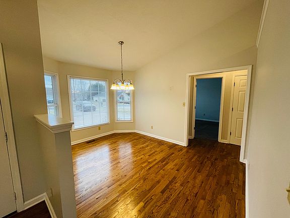 4th image of 1444 Farmington Hills Dr