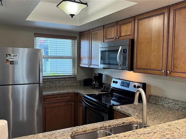 1009 Baseball And Boardwalk Ct — Photo 4