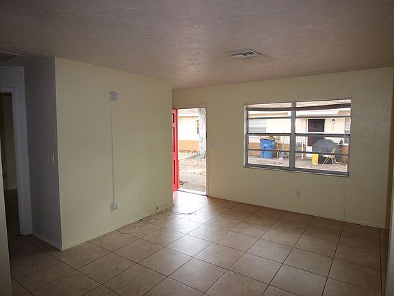 2nd image of 626 Wildwood Way APT C
