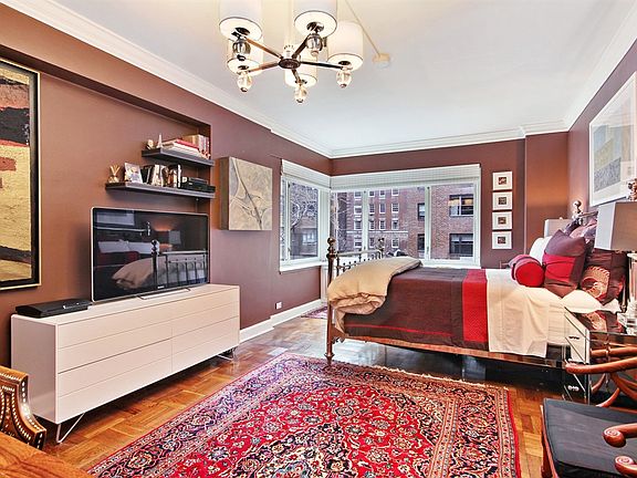 3rd image of 36 Sutton Pl S #6G