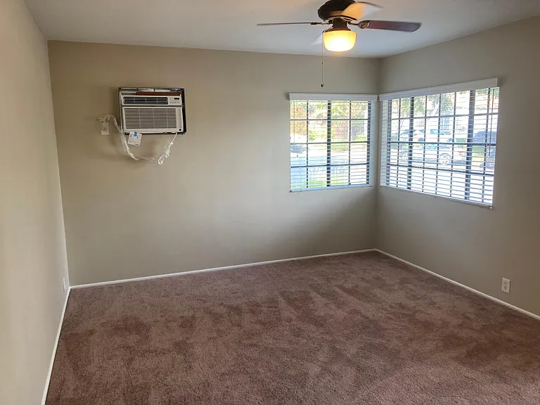 205 N Mountain Ave — Photo 3