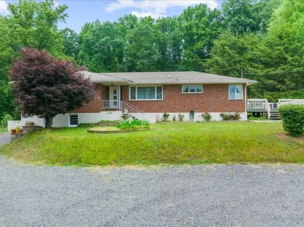 68 Hickory Corner Rd, Alexandria Twp., NJ 08848