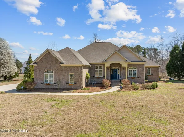 103 Maurice Court, Chocowinity, NC 27817