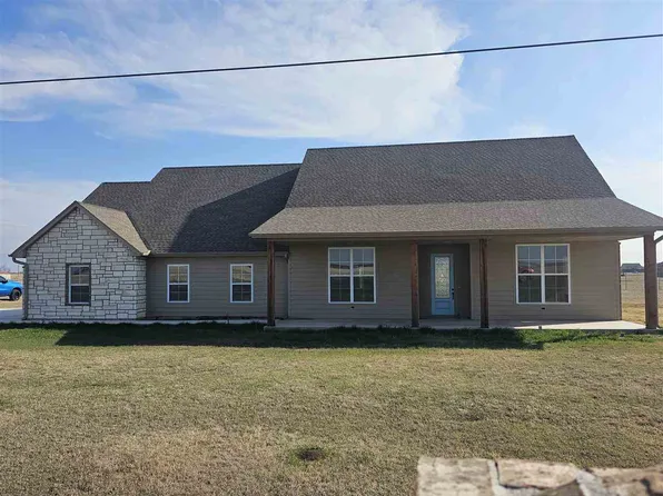 227 SW Burk Rd, Geronimo, OK 73543