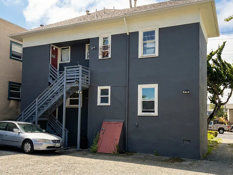 740 Alcatraz Ave #5 — Photo 8