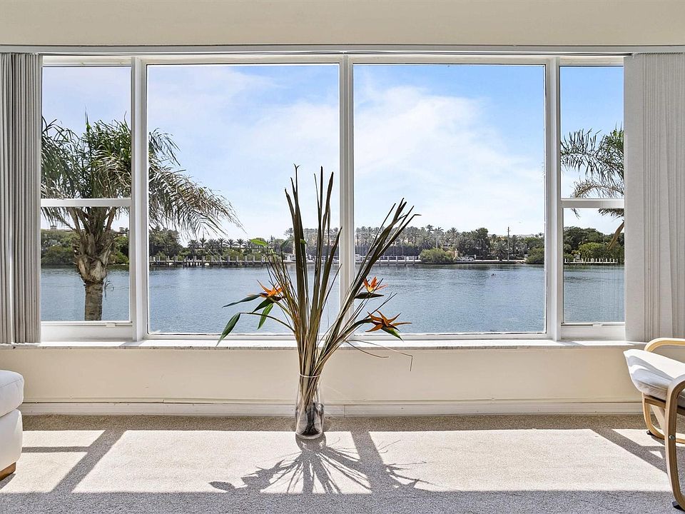 1st image of 2772 NE 30th Avenue #8b