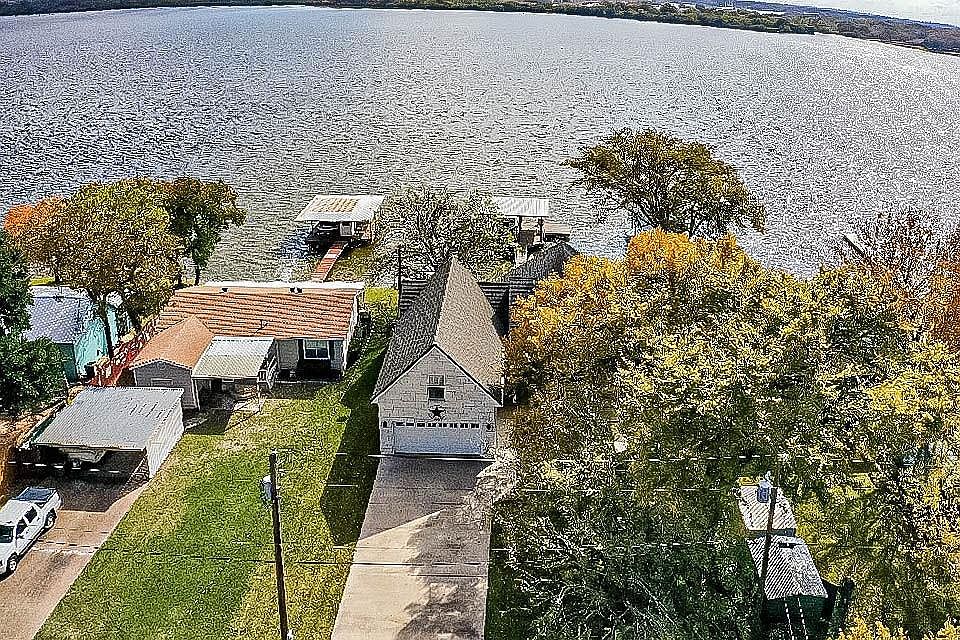 1st image of 4505 Wildwood Cir