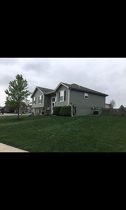 2nd image of 10510 N Marsh Ave