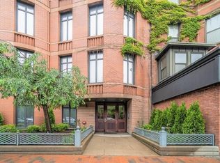 424 Massachusetts Ave UNIT 2R, Boston, MA 02118