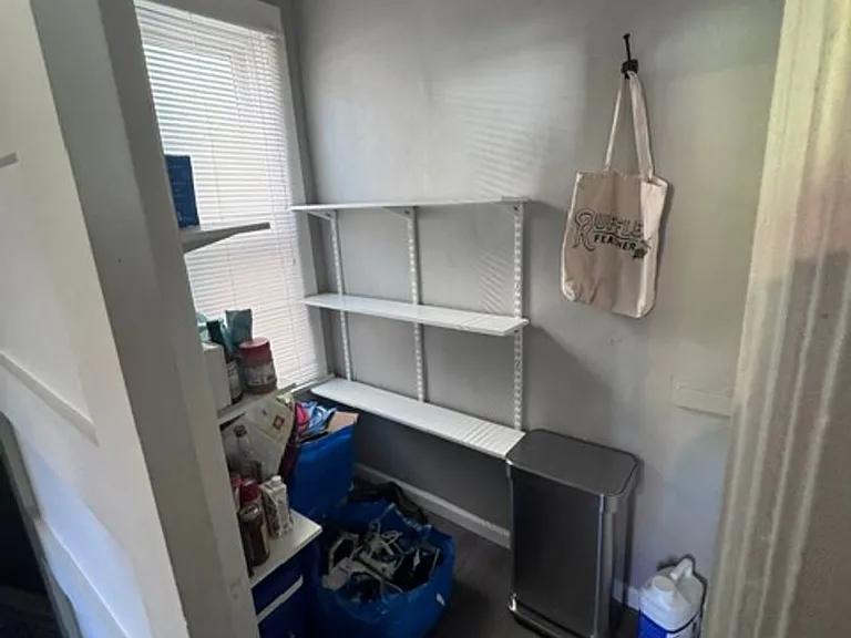 1345 Broadway Ave NW — Photo 5