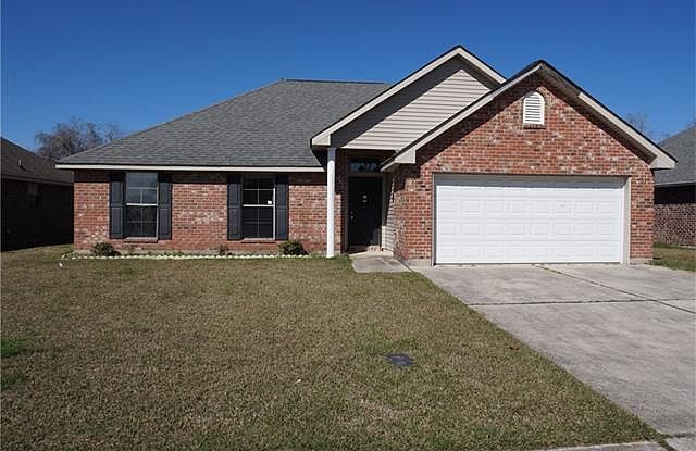 1st image of 104 Tuscany Dr