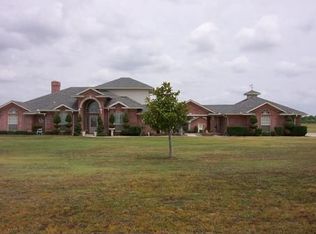 449 Lakeview Rd, Rhome, TX 76078