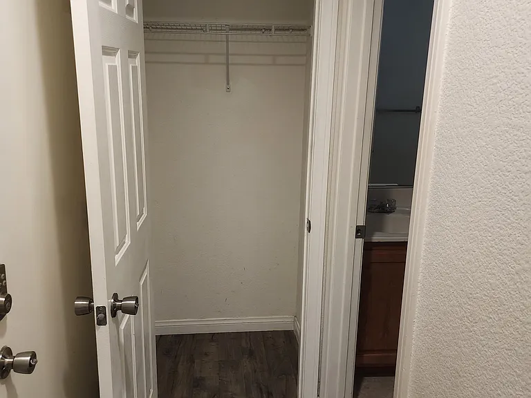 4770 Cortina Rancho St #2 — Photo 27