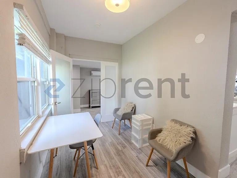 Bonus room