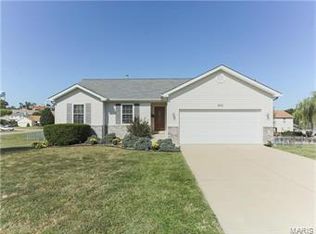 300 Prairie Cir, Herculaneum, MO 63048