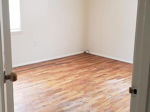 4th image of 575 Linden Dr #575